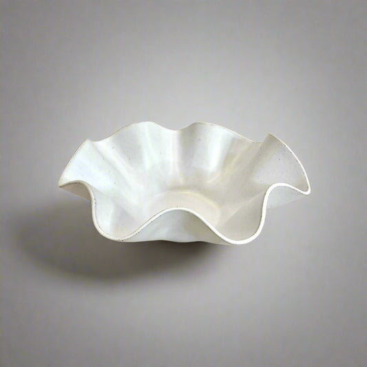 Ceramic Wavy Bowl Medium Size