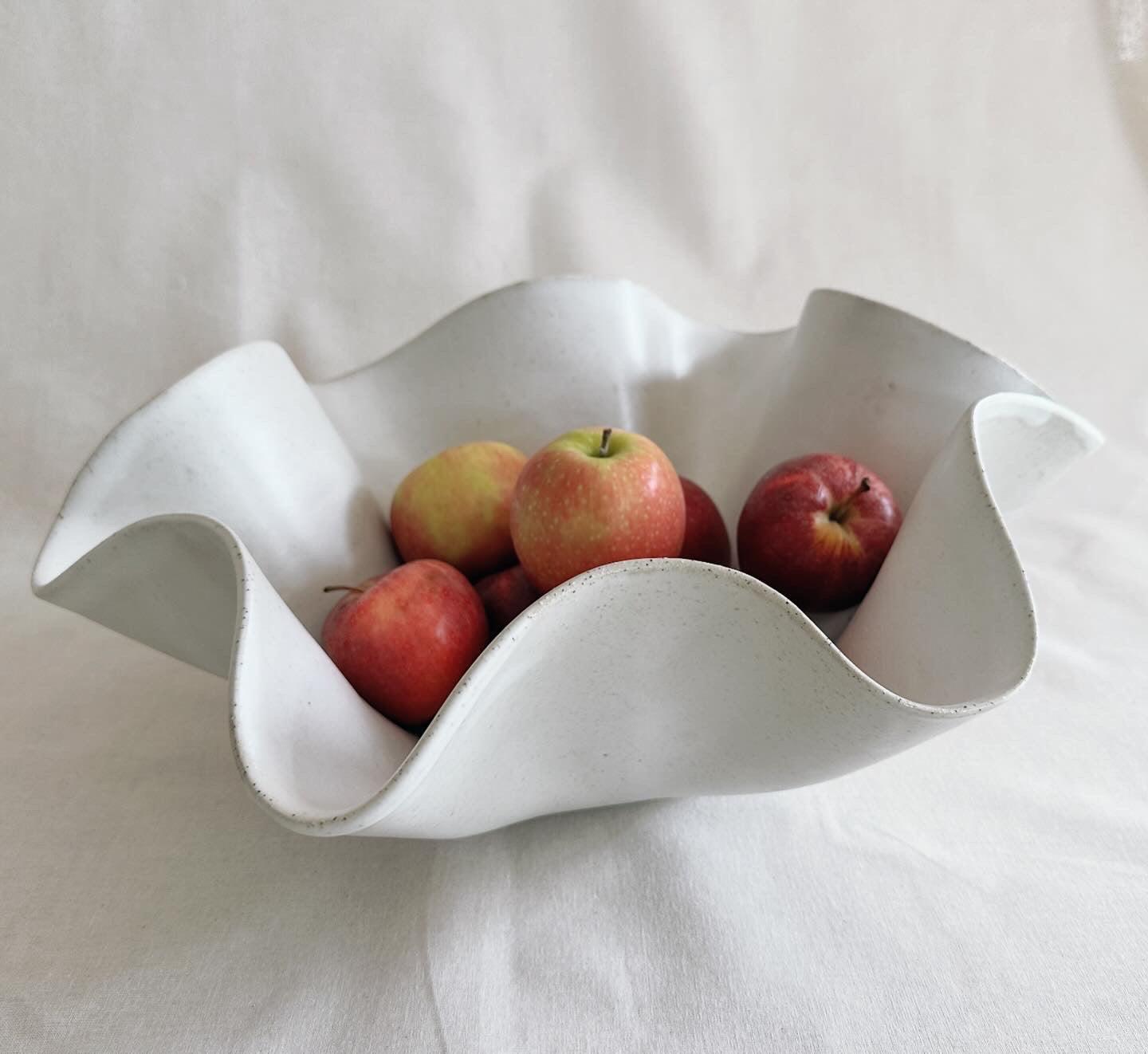 White Ruffle Wave Bowl - Extra Large