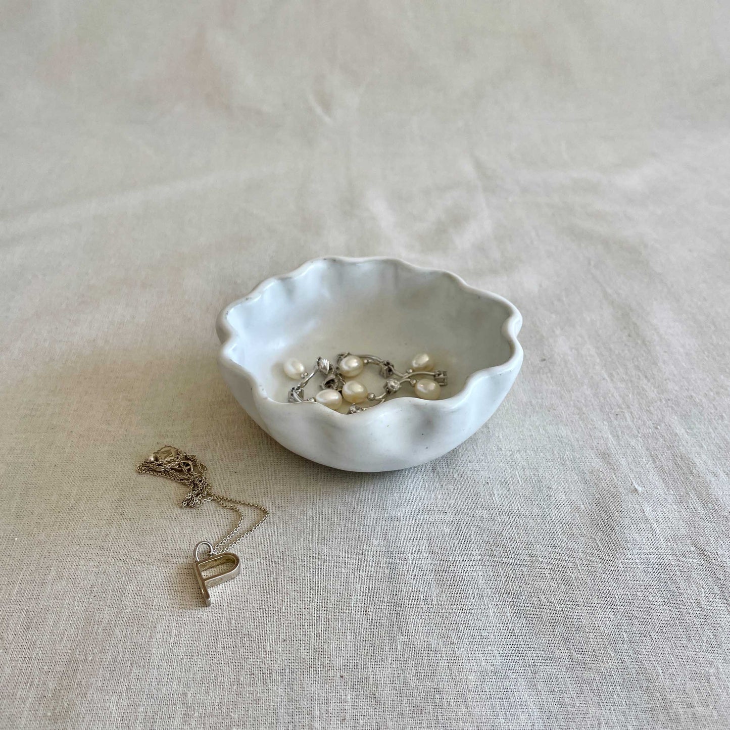 White Jewellery Bowl with Ripple Edge