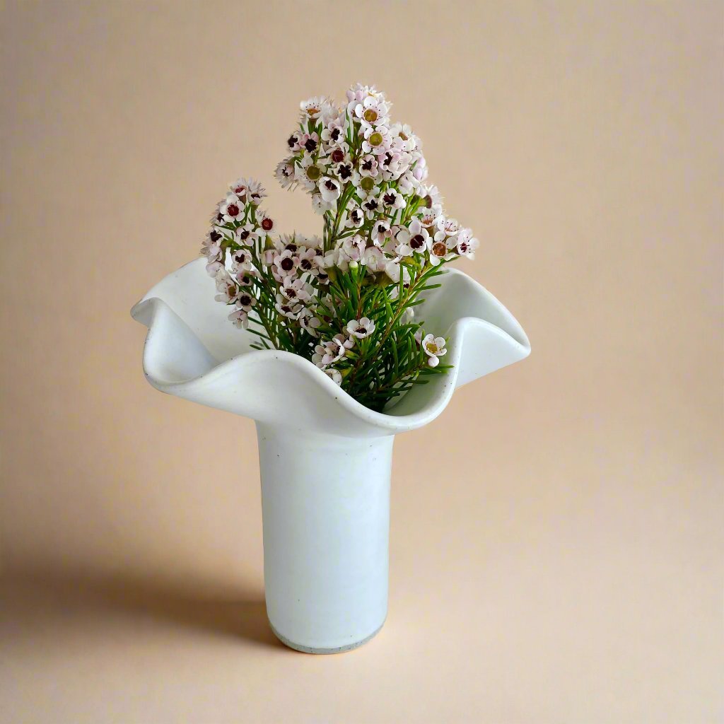 White Wave Flower Vase