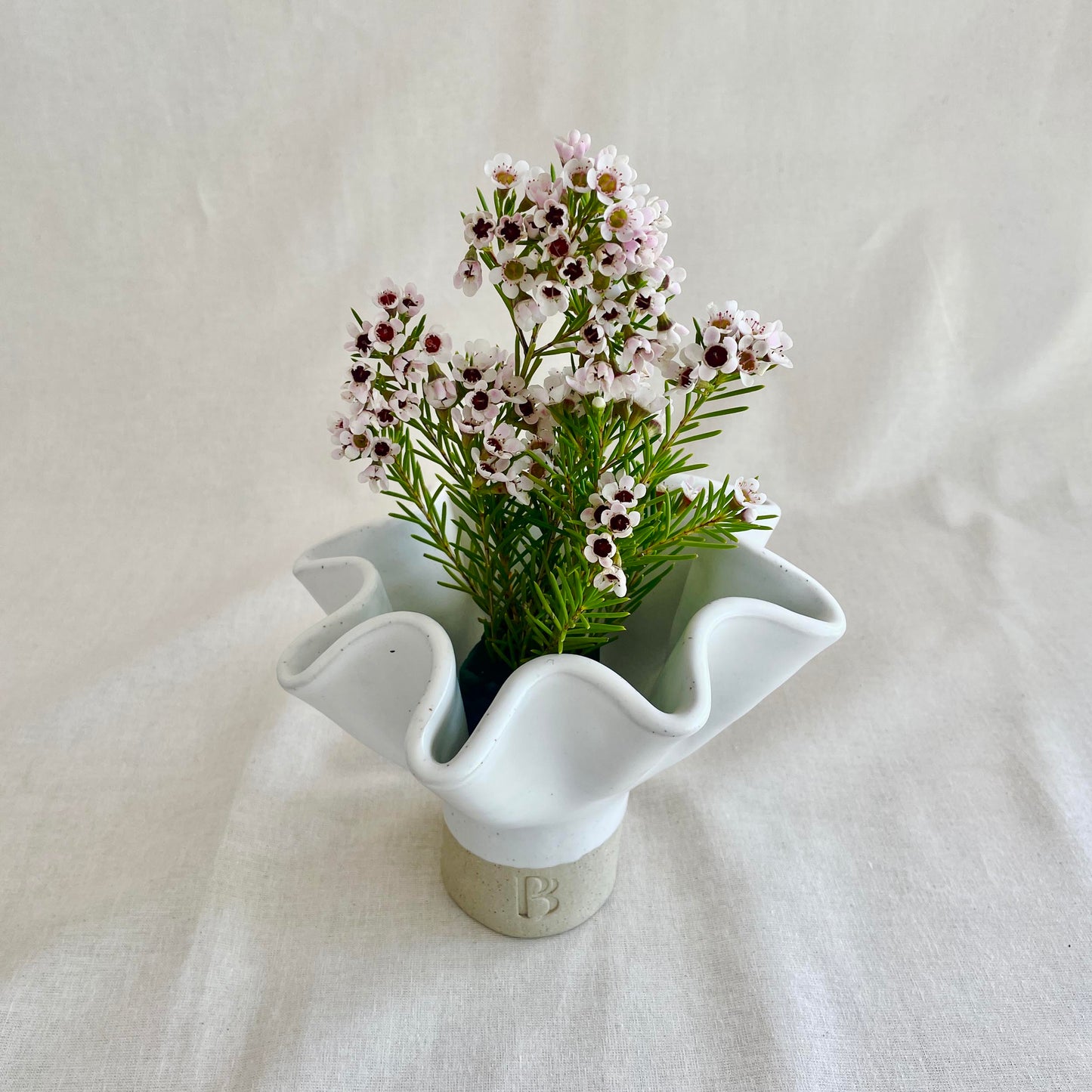 White Ruffle Flower Pedestal Vase