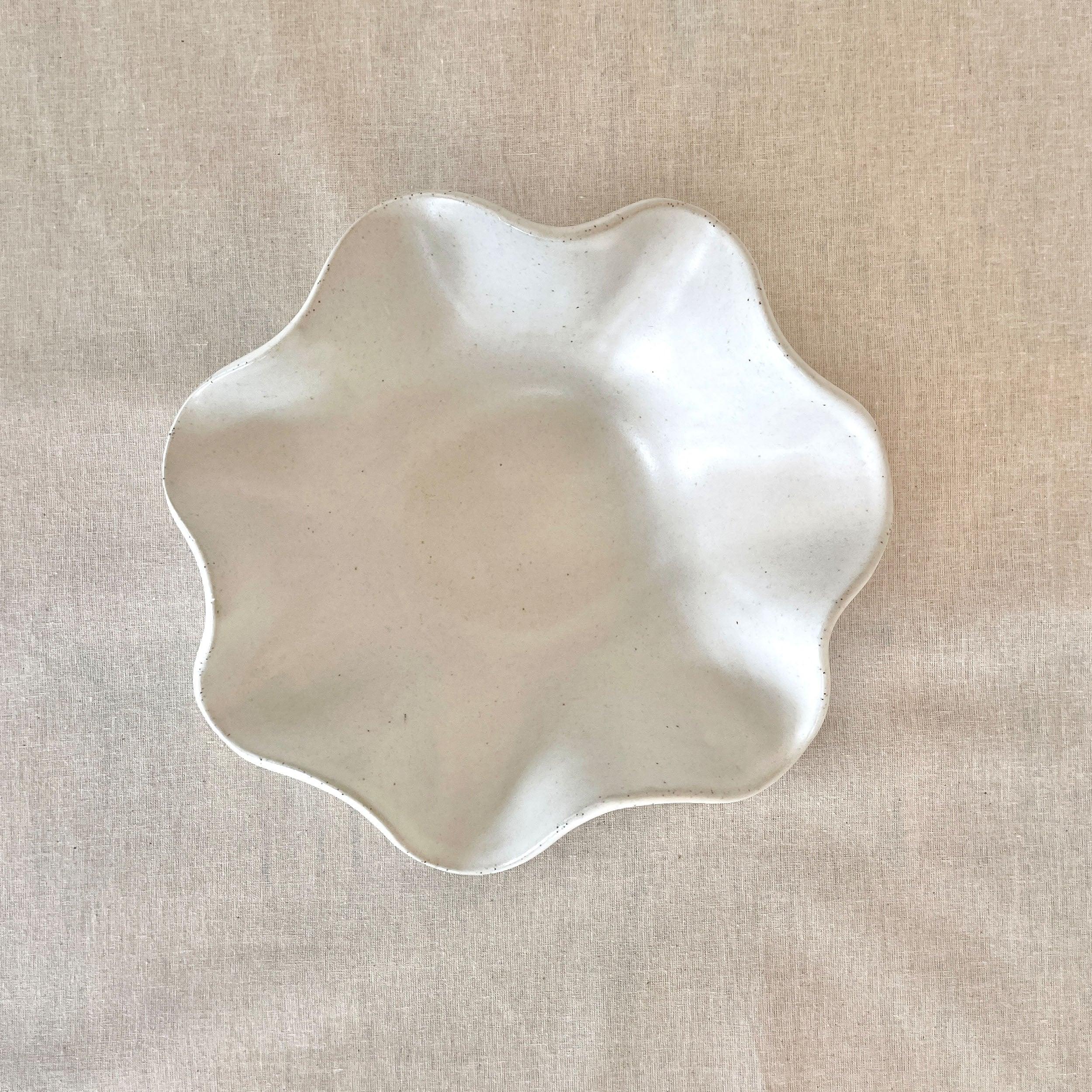 White Wavy Bowl - Medium Size