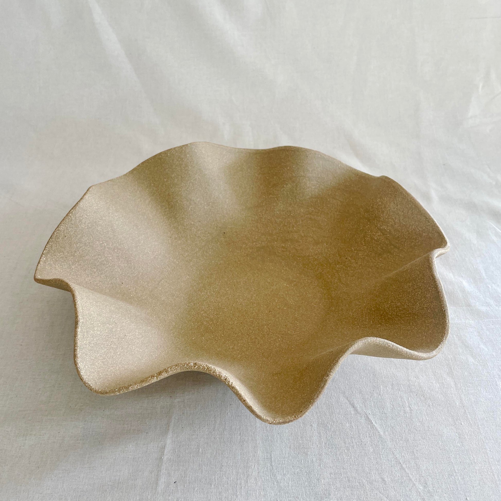 Large Wave Bowl - khaki Colour