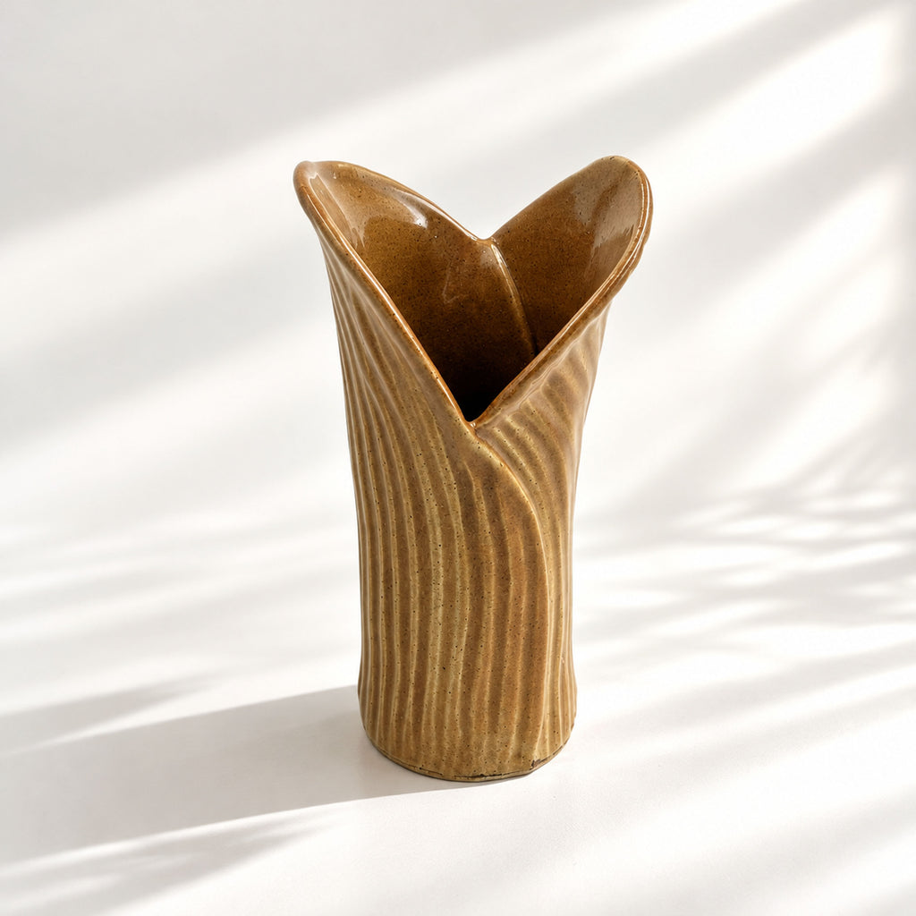 Tulip Flower Vase - Caramel Glaze